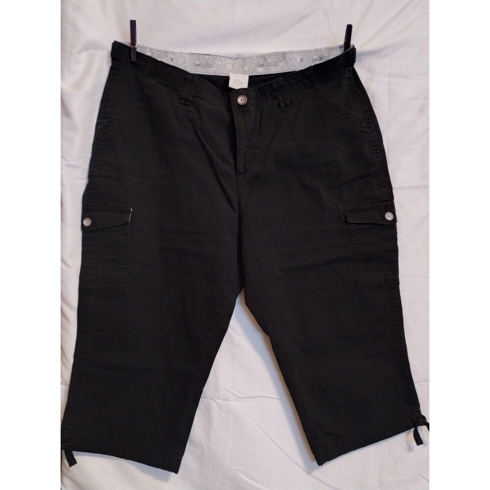 Lee Comfort Waistband Women’s Black Cargo Shorts 20W Stretch Pockets